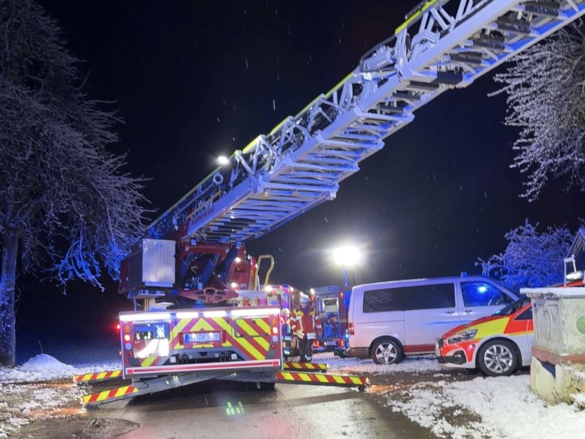 THL Rettungskorb - Drehleiterrettung in Gars am Inn